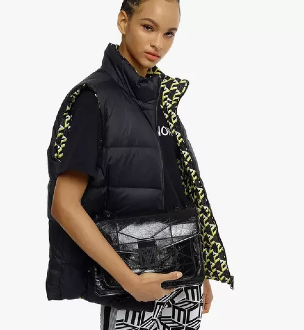 Travia Quilted Shoulder Bag In Crushed Leather